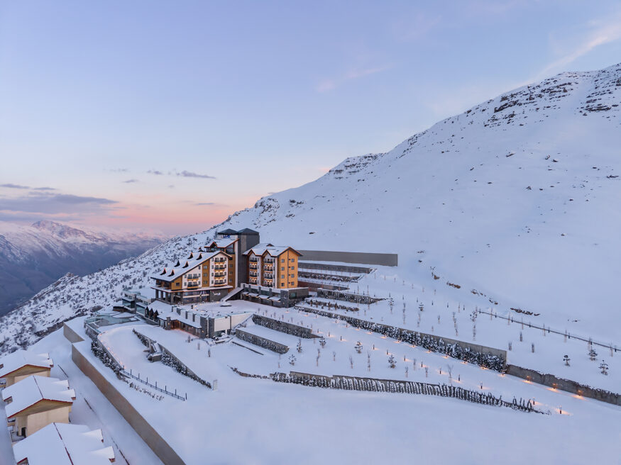 Radisson Blu, Korek Mountain